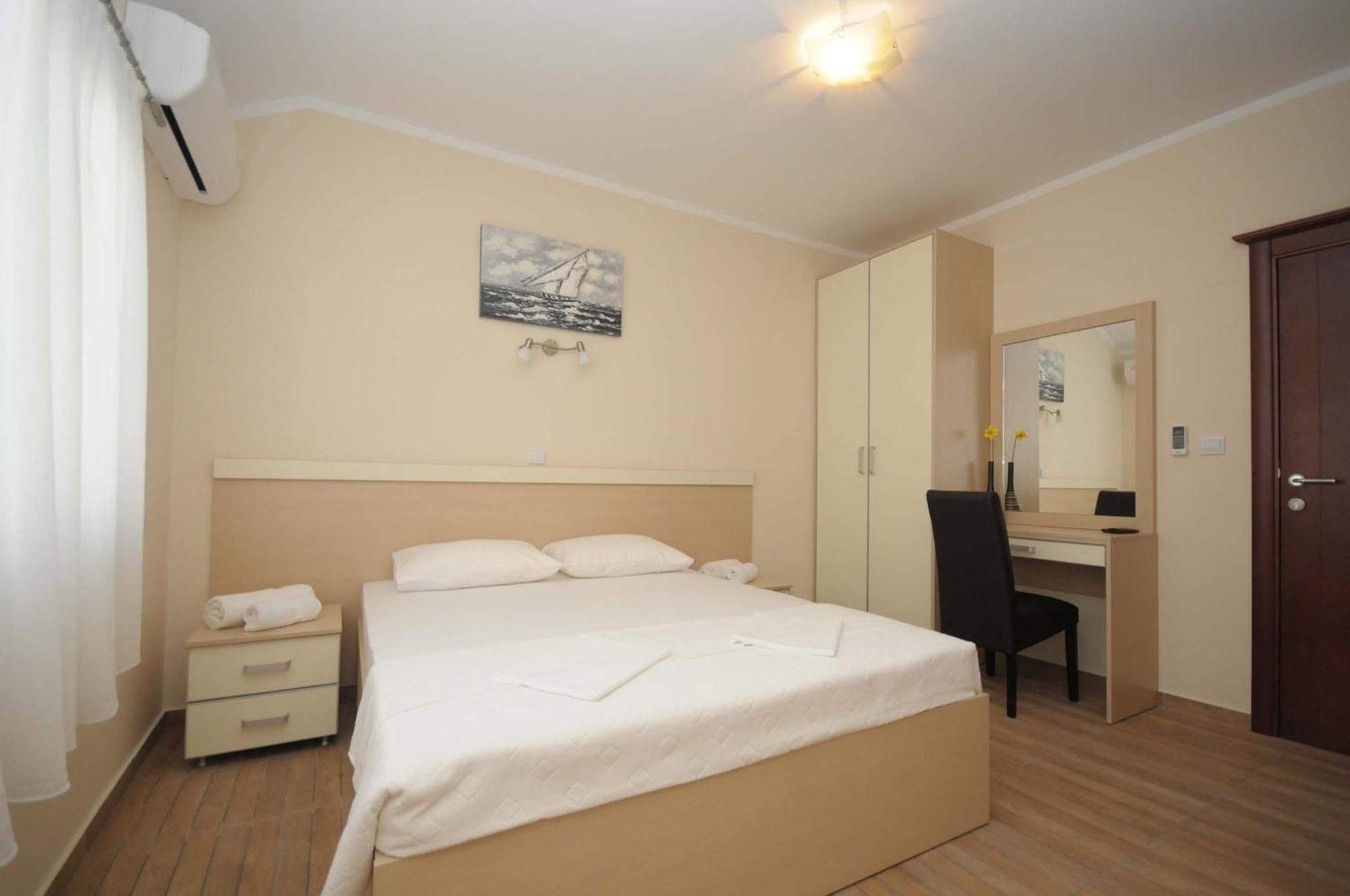 Apartments Royal Budva Quarto foto
